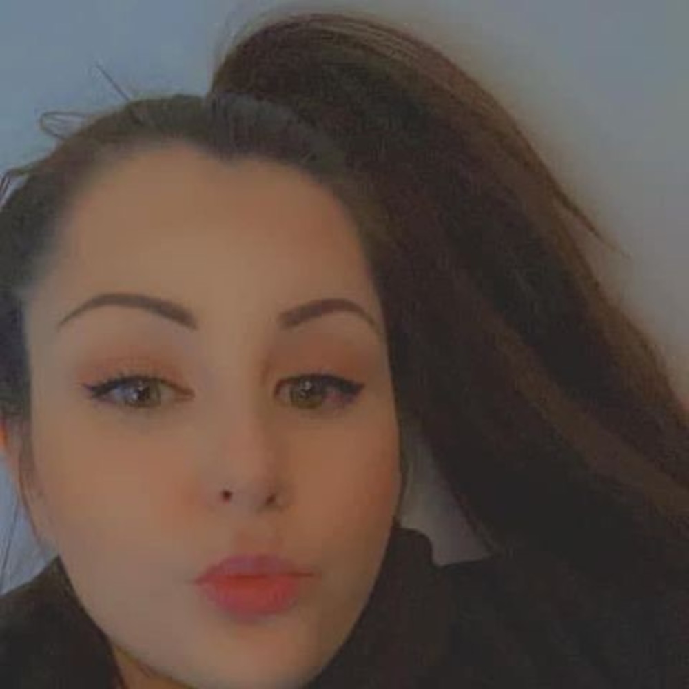 Meet your Posher, Alissa